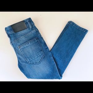 H&M size 5/6 boys jeans super stretch
